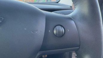 Tesla Model 3 (Dual Motor) Long Range Auto 4WDE 4dr
