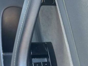 Tesla Model 3 (Dual Motor) Long Range Auto 4WDE 4dr
