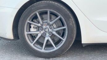 Tesla Model 3 (Dual Motor) Long Range Auto 4WDE 4dr