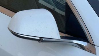 Tesla Model 3 (Dual Motor) Long Range Auto 4WDE 4dr