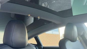 Tesla Model 3 (Dual Motor) Long Range Auto 4WDE 4dr