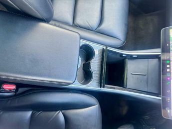Tesla Model 3 (Dual Motor) Long Range Auto 4WDE 4dr
