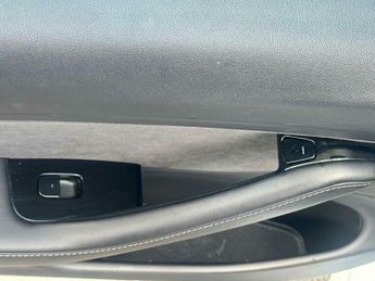 Tesla Model 3 (Dual Motor) Long Range Auto 4WDE 4dr