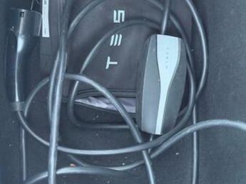 Tesla Model 3 (Dual Motor) Long Range Auto 4WDE 4dr