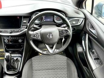 Vauxhall Astra 1.6 CDTi BlueInjection SRi Nav Euro 6 (s/s) 5dr