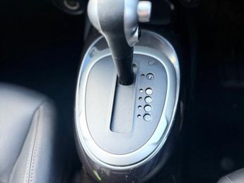 Nissan Juke 1.6 Tekna SUV 5dr Petrol XTRON Euro 6 (117 ps)