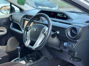 Toyota Aqua 1.5 VVT-i Excel Tech Euro 6 5dr