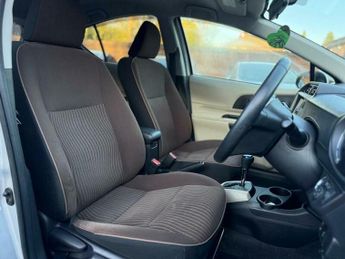 Toyota Aqua 1.5 VVT-i Excel Tech Euro 6 5dr