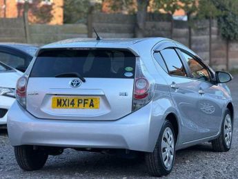 Toyota Aqua 1.5 VVT-i Excel Tech Euro 6 5dr
