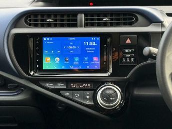 Toyota Aqua 1.5 VVT-i Excel Tech Euro 6 5dr