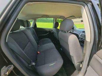 Ford Focus 1.6i 16v LX 5dr