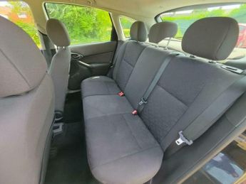 Ford Focus 1.6i 16v LX 5dr