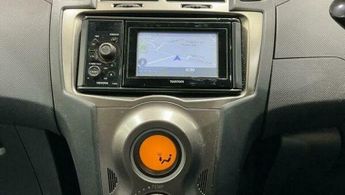 Toyota Yaris 1.33 Dual VVT-i T Spirit Euro 5 (s/s) 5dr