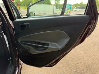 Ford Fiesta 1.4 Zetec 5dr