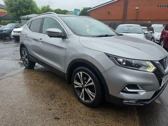Nissan Qashqai 1.2 DIG-T N-Connecta Euro 6 (s/s) 5dr