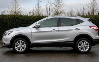 Nissan Qashqai 1.6 dCi Tekna SUV 5dr Diesel XTRON 2WD Euro 5 (s/s) (130 ps)