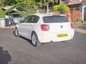 BMW 1 SERIES 116i sports