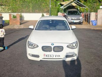 BMW 1 SERIES 116i sports
