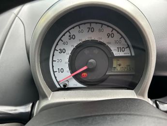 Toyota AYGO VVT-I +