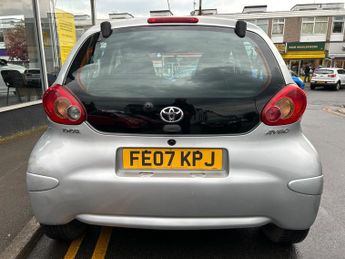 Toyota AYGO VVT-I +