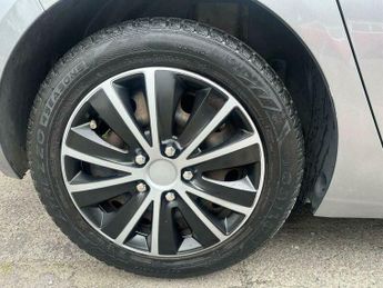 Peugeot 308 1.2 PureTech Access Euro 6 5dr