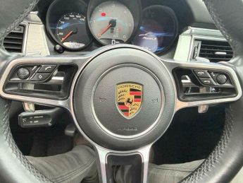 Porsche Macan 3.0 TD V6 S PDK 4WD Euro 6 (s/s) 5dr