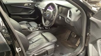 BMW 1 SERIES 118i M SPORT