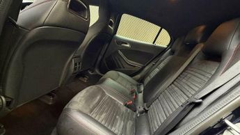Mercedes-Benz C Class 2.1 GLA220d AMG Line 7G-DCT 4MATIC Euro 6 (s/s) 5dr