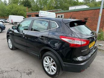 Nissan Qashqai 1.2 DIG-T Acenta 2WD Euro 5 (s/s) 5dr
