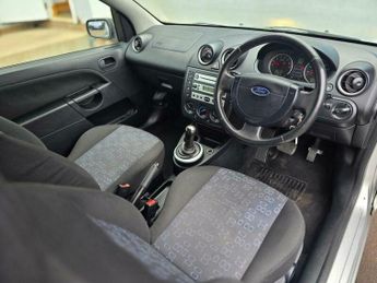 Ford Fiesta 1.4 LX Durashift EST 3dr (a/c)