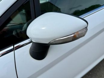 Ford Fiesta ZETEC BLUETOOTH+EURO 6+TWO KEYS