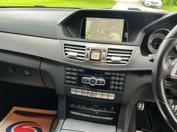 Mercedes-Benz E Class 2.1 E220 CDI AMG Sport G-Tronic+ Euro 5 (s/s) 4dr