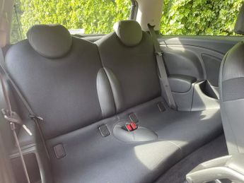 MINI Hatch COOPER