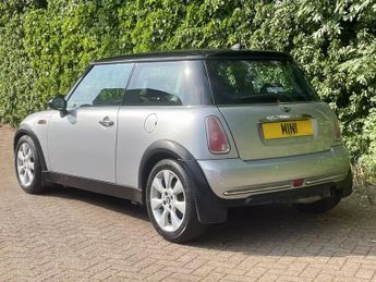 MINI Hatch COOPER