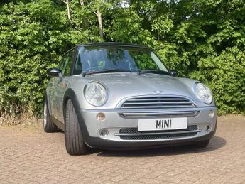 MINI Hatch COOPER