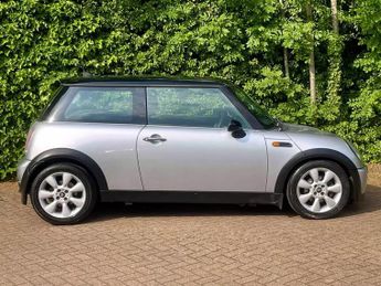 MINI Hatch COOPER