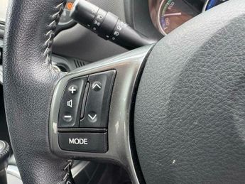 Toyota Yaris 1.5 VVT-h Icon E-CVT Euro 6 5dr