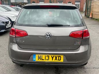 Volkswagen Golf SE TDI BLUEMOTION TECHNOLOGY DSG