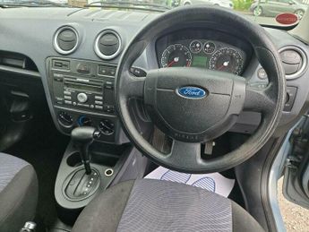 Ford Fusion 1.6 Zetec Climate 5dr