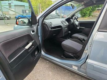 Ford Fusion 1.6 Zetec Climate 5dr