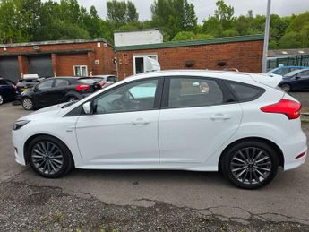 Ford Focus 1.0T EcoBoost ST-Line Auto Euro 6 (s/s) 5dr