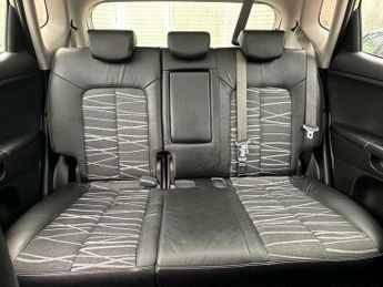 Kia Venga 1.6 CRDi EcoDynamics 3 Euro 5 (s/s) 5dr (Sat Nav)