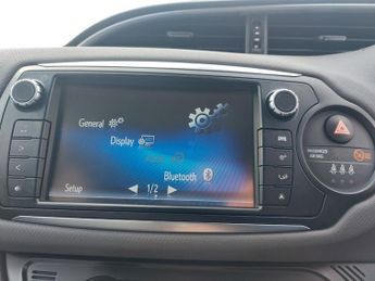 Toyota Yaris VVT-I ICON M-DRIVE S TSS