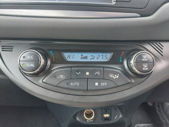 Toyota Yaris VVT-I ICON M-DRIVE S TSS