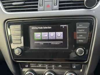 Skoda Octavia 1.6 TDI Elegance DSG Euro 5 (s/s) 5dr