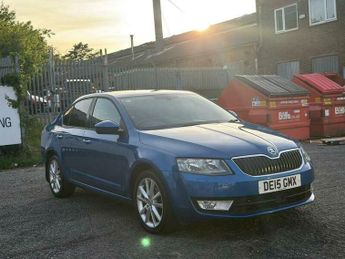 Skoda Octavia 1.6 TDI Elegance DSG Euro 5 (s/s) 5dr