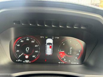 Volvo XC90 2.0 D5 PowerPulse R-Design Auto 4WD Euro 6 (s/s) 5dr