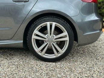 Audi A3 2.0 TDI S line Sportback S Tronic Euro 6 (s/s) 5dr