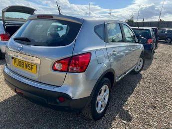 Nissan Qashqai 2.0 Acenta CVT 5dr