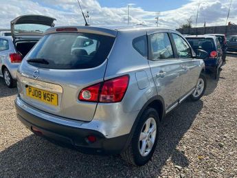 Nissan Qashqai 2.0 Acenta CVT 5dr
